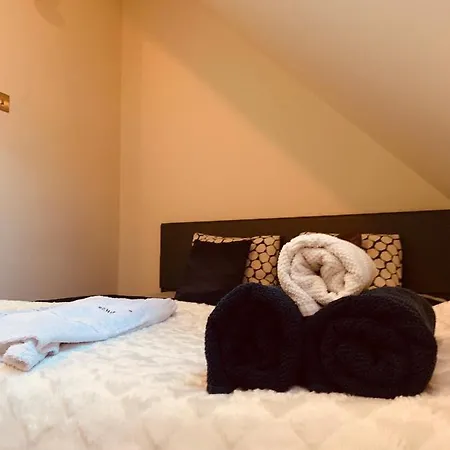 Pokoj W Apartamencie Na Starym Miescie 아파트